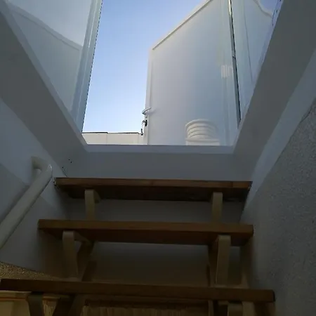 Con Terraza Privada Y Piscinas Apartment