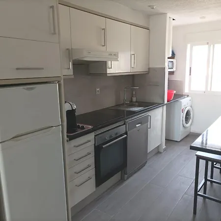 Con Terraza Privada Y Piscinas Apartment *