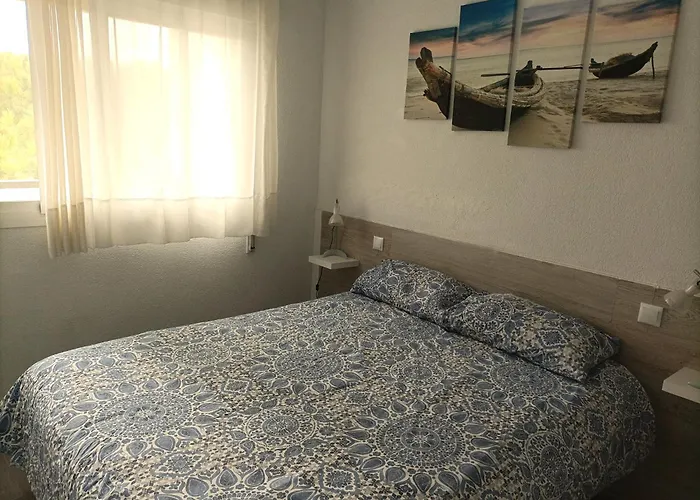 Con Terraza Privada Y Piscinas